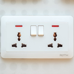 TWIN SOCKET UNIVERSAL ROTH