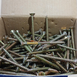 MDF SCREW 2.5" [4.5 X 60 ](200PCS IN A PACKET)