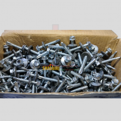 SELF DRILLING SCREWS HEX HEAD 1 1/2"(400pcs per pkt)